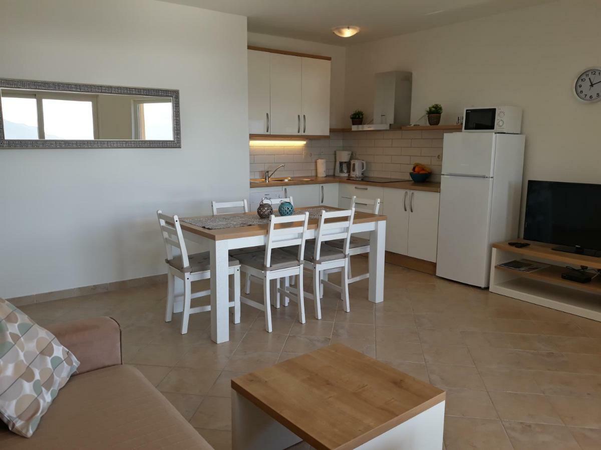 Haus Mit Meerblick Lopar Kültér fotó